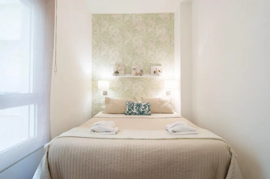 Apartment Apartamentos Victoria Suites Malaga Spain